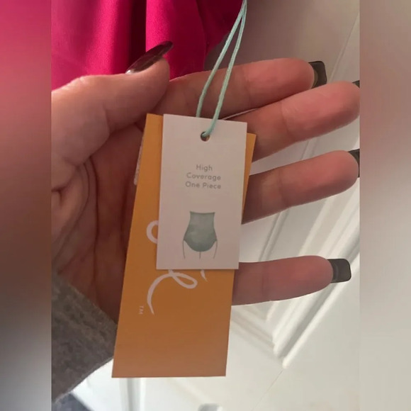 Kona Sol Pink Ruffle One-Shoulder High-Coverage One-Piece Swimsuit Size 22 NWT - Picture 5 of 11